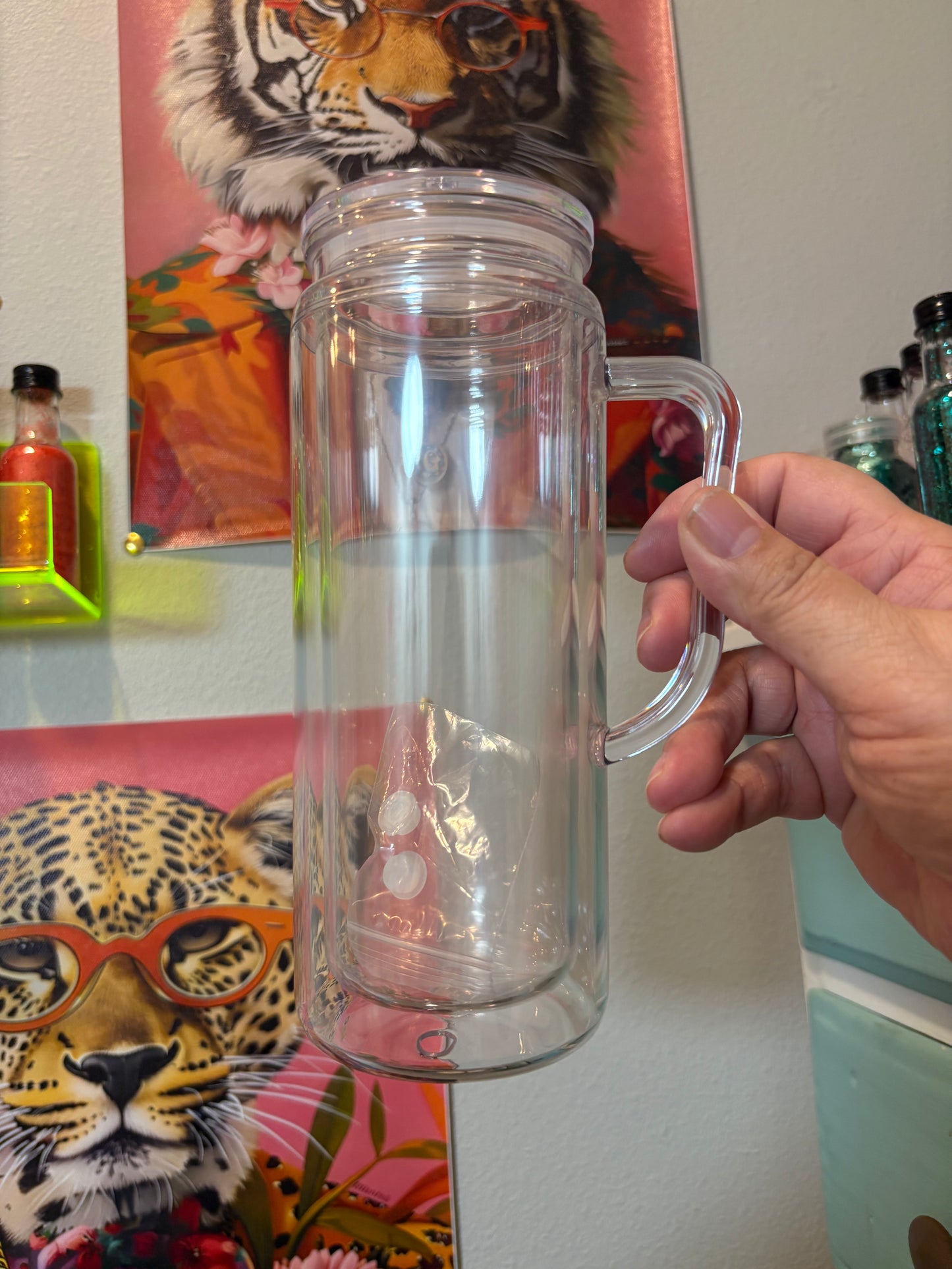 20oz. Acrylic with handle